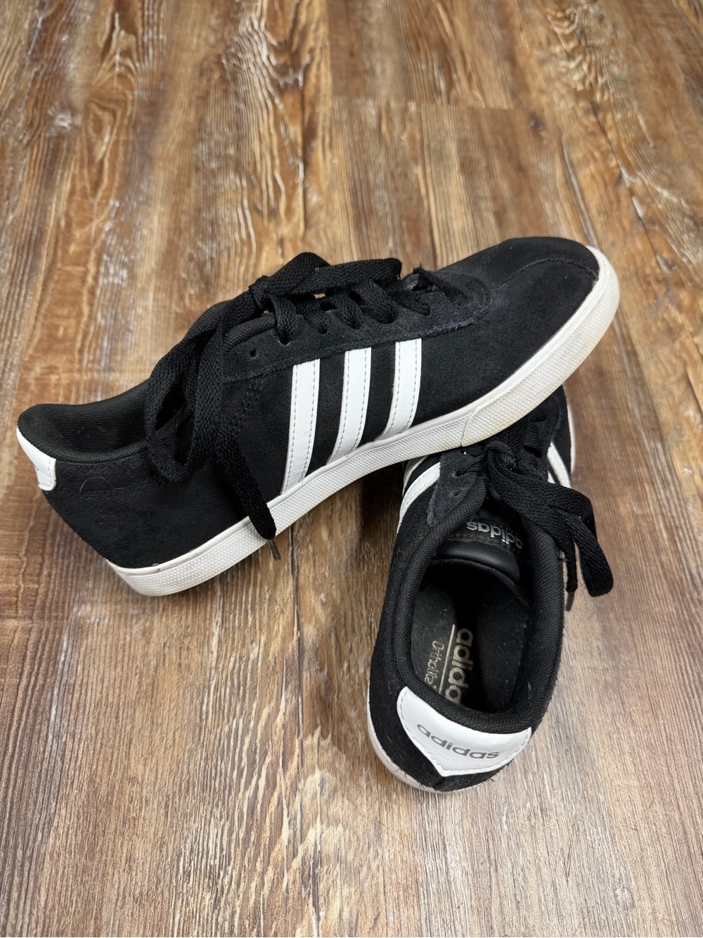 Y2K Adidas black sneakers with white stripes